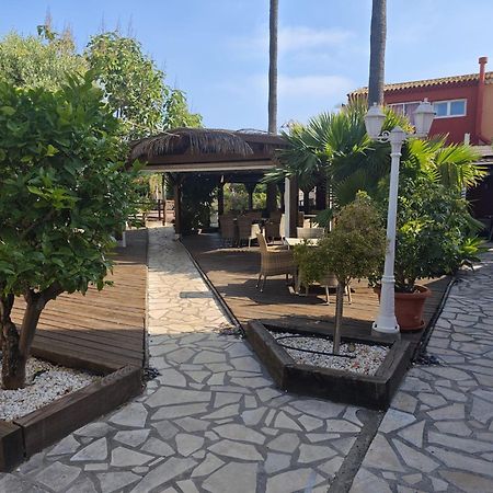 Alojamiento Cafe Soles Dénia Exterior foto